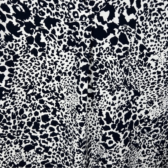 MEDIUM HILARY RADLEY LEOPARD PRINT BLOUSE ANIMAL SHORT SLEEVE LIGHTWEIGHT - Picture 4 of 11